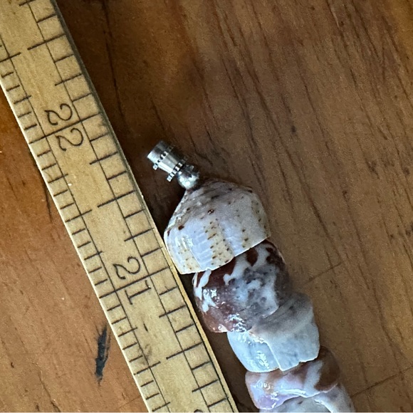 Chunky Masculine Puka - Picture 8 of 11